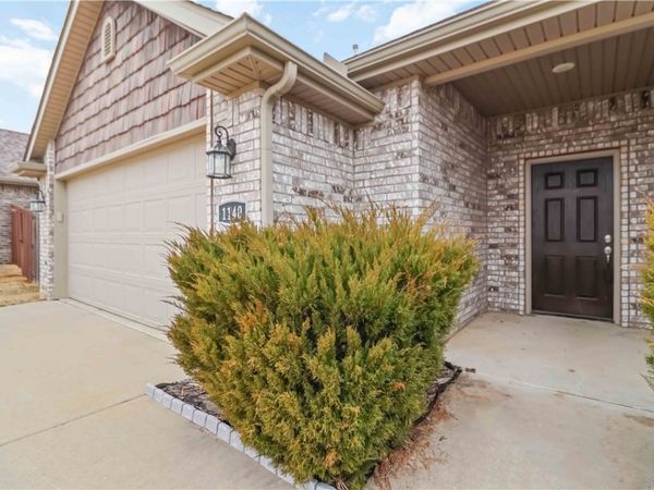 1140 Rosemary Street, Centerton, AR 72719