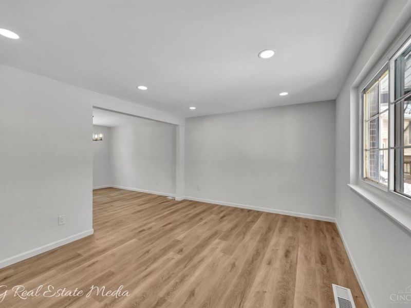 12167 Glencrest Court, Cincinnati, OH 45251 Photo 13