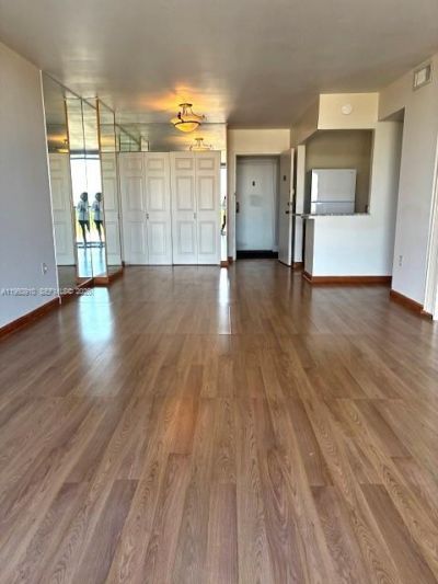 2500 NE 135th St, Unit B506, North Miami, FL 33181 Photo