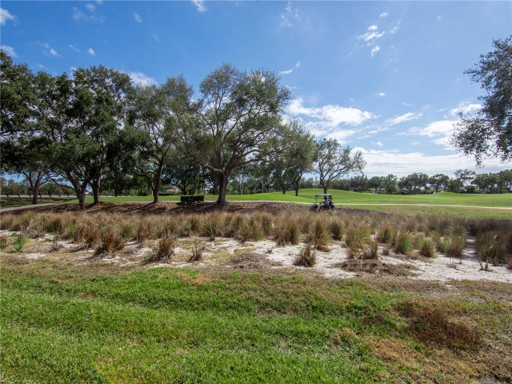 5015 Fairways Circle, Unit A102, Vero Beach, FL 32967 Photo