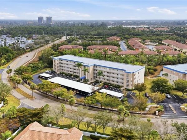 14801 Park Lake DR, Unit 5, FORT MYERS, FL 33919