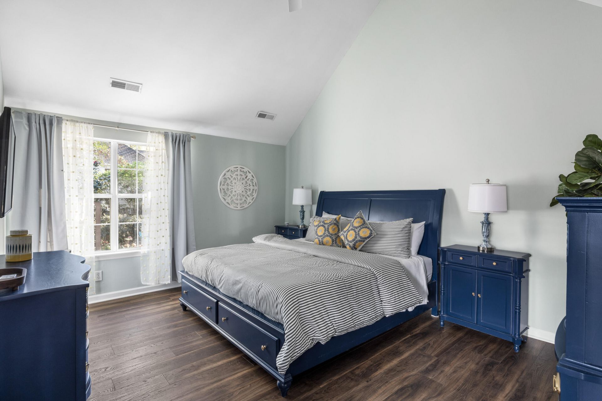 304 Mount Royall Drive Photo 24