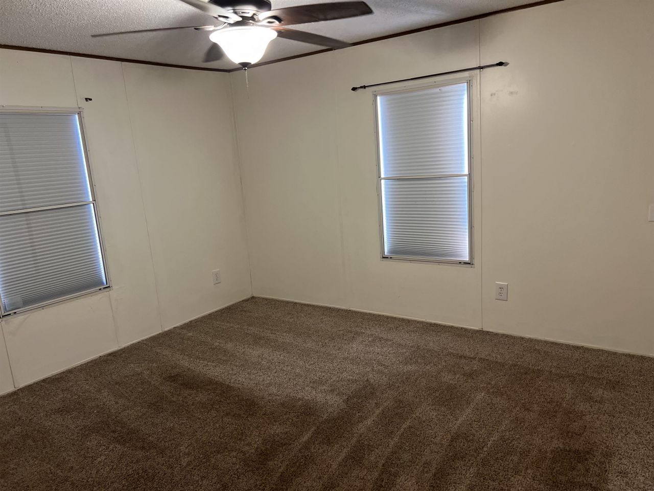 1672 Ursa Major Dr. Photo 25