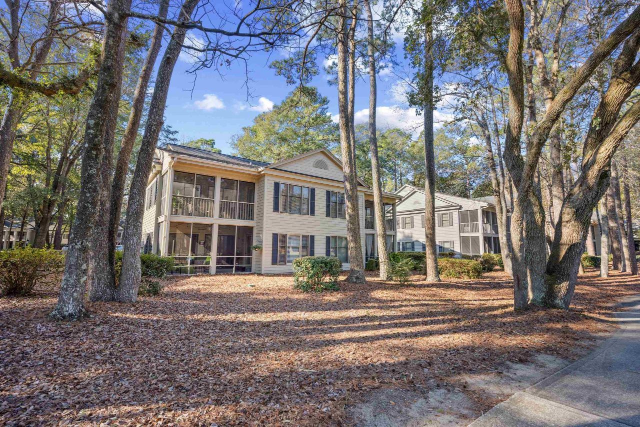 216 Stillwood Dr. Photo 22