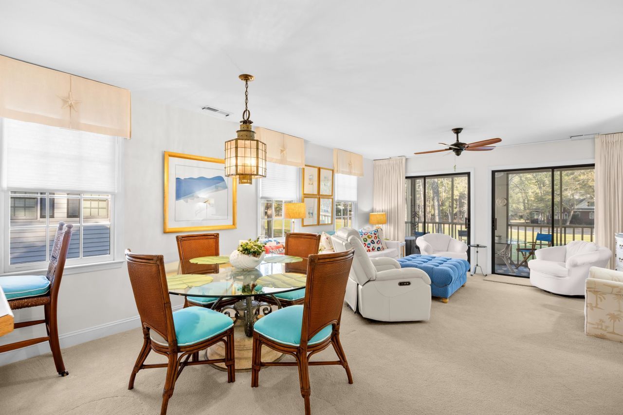 216 Stillwood Dr. Photo 6