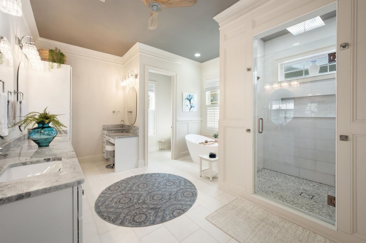 703 Collins Meadow Dr. Photo 14