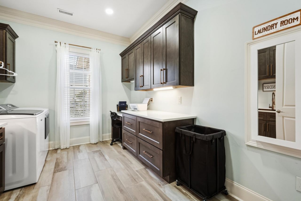 703 Collins Meadow Dr. Photo 24