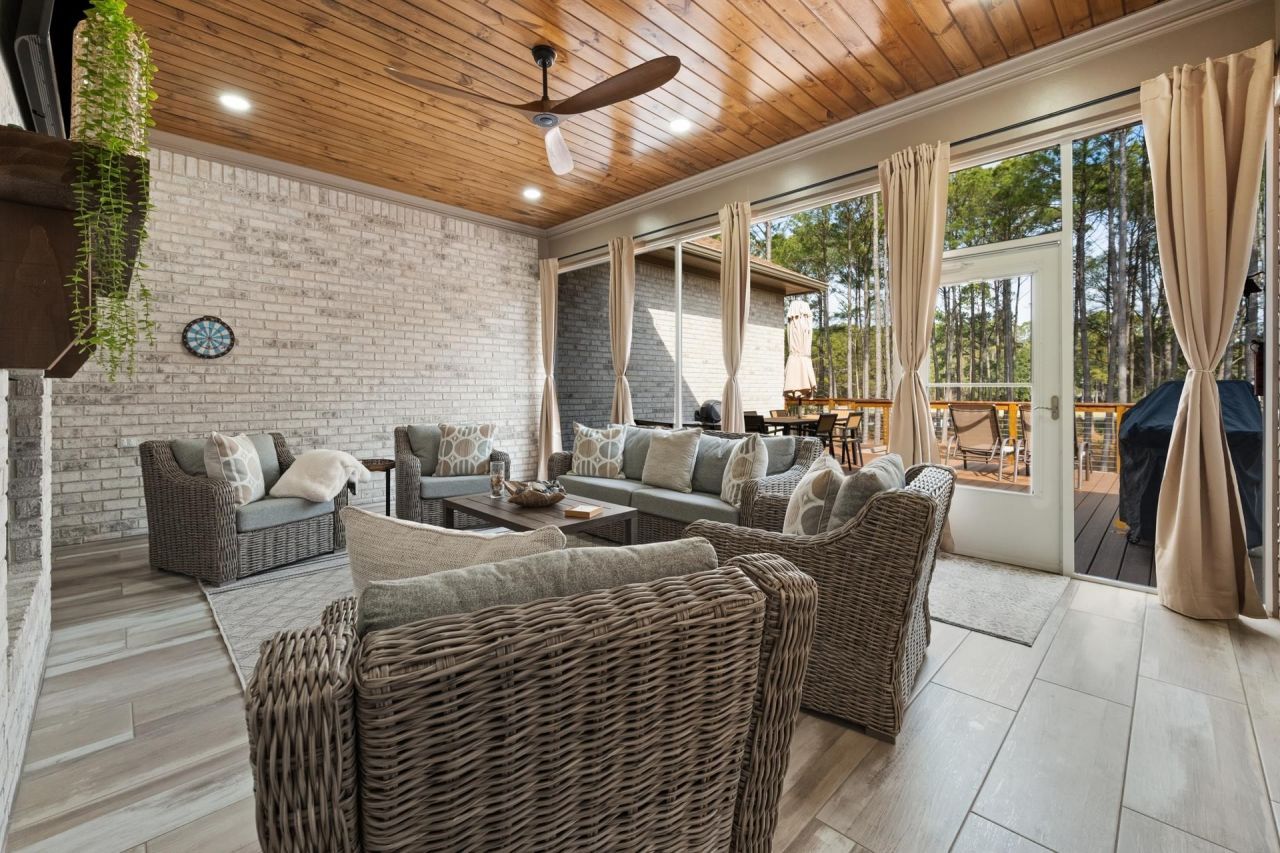 703 Collins Meadow Dr. Photo 25