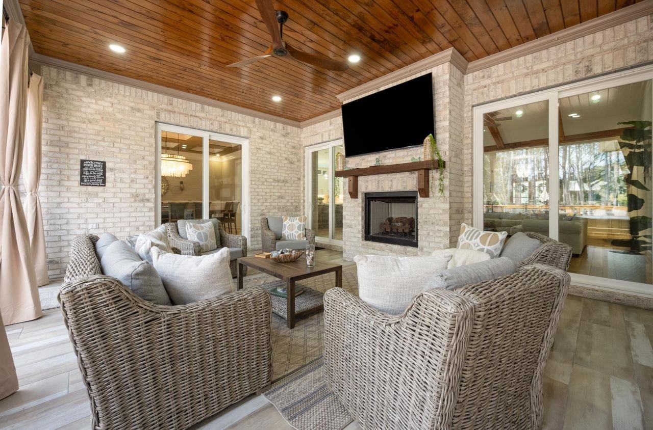 703 Collins Meadow Dr. Photo 26