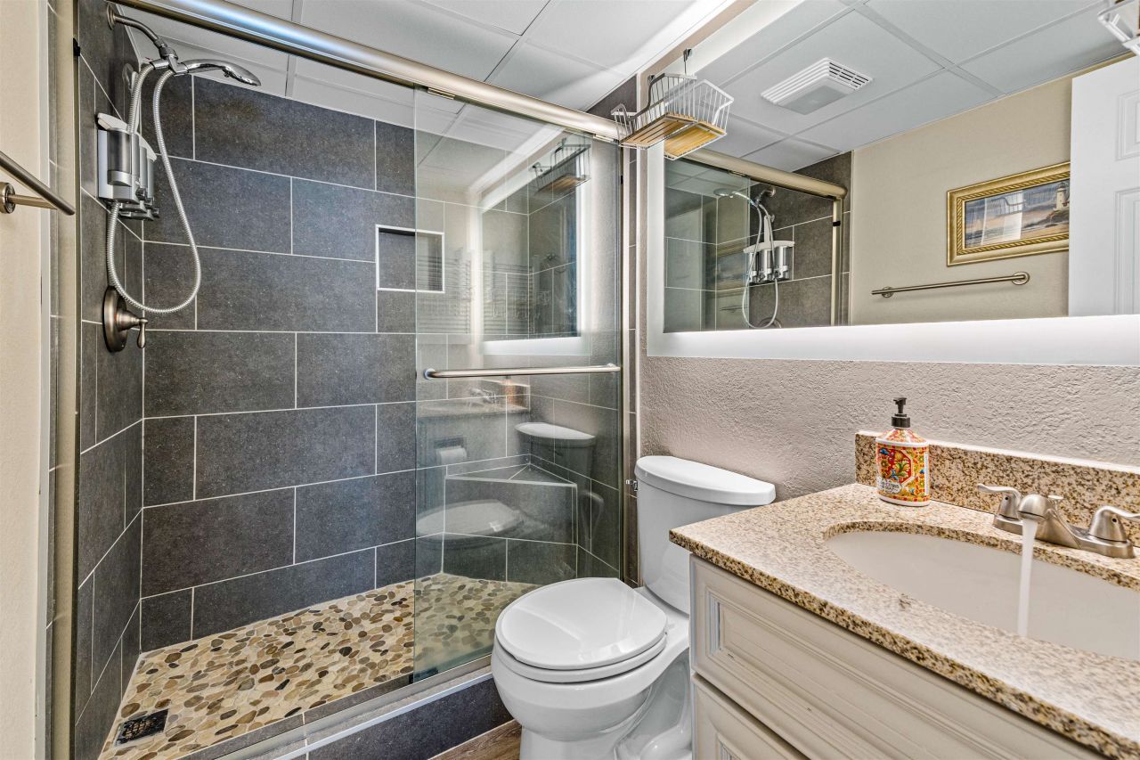 4800 S Ocean Blvd. Photo 22