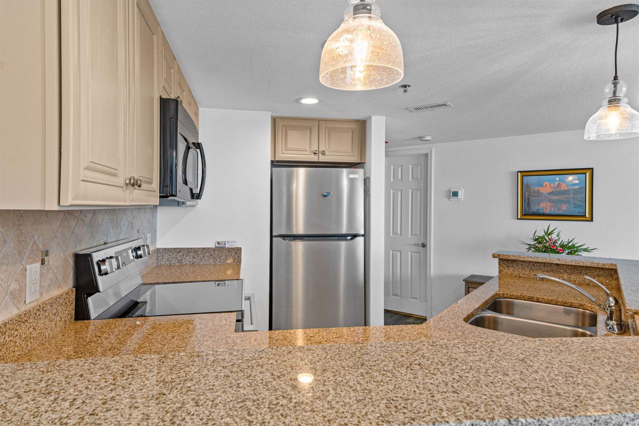 4800 S Ocean Blvd. Photo 9