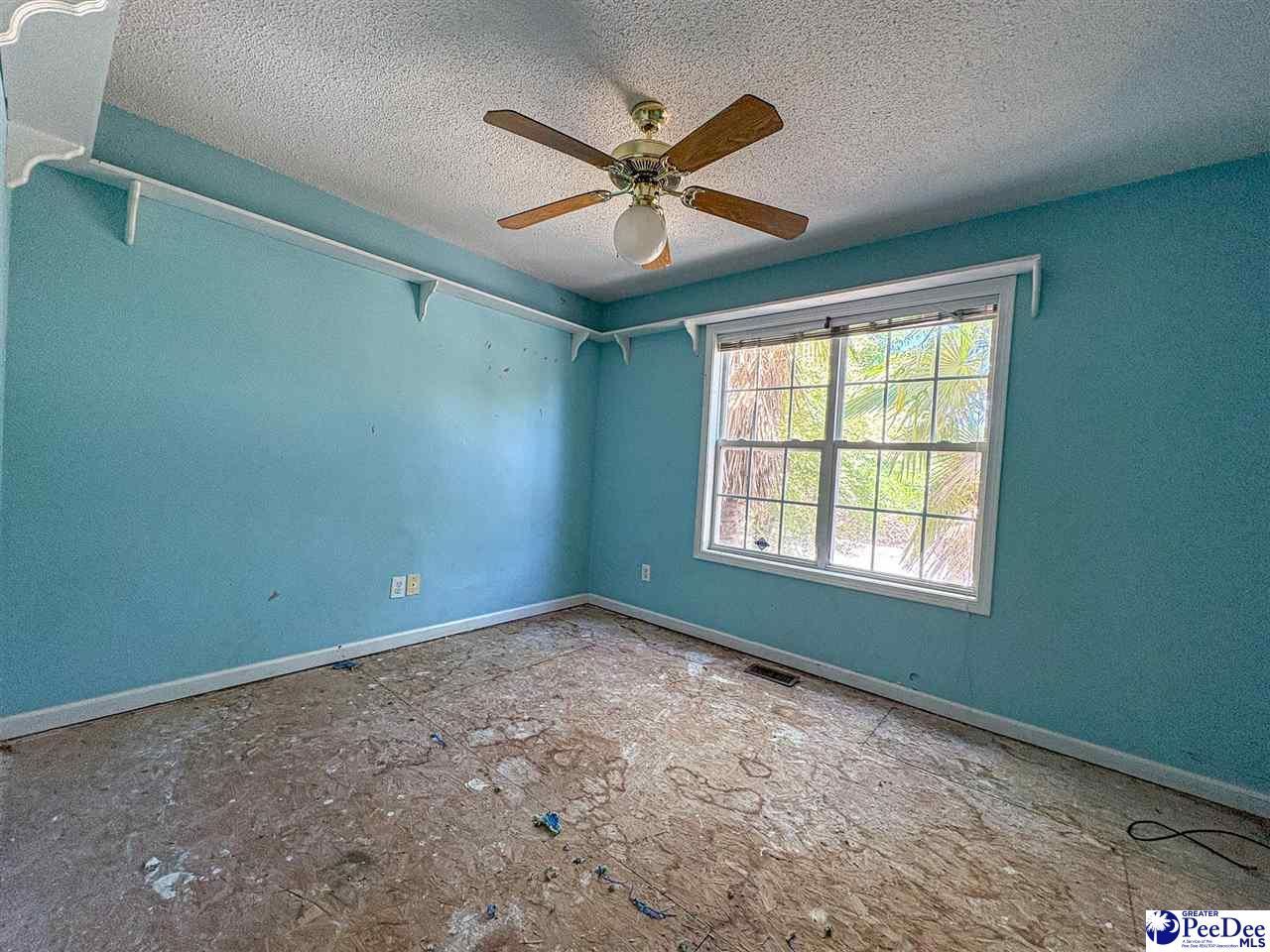 2110 Glenmore Way Photo 19
