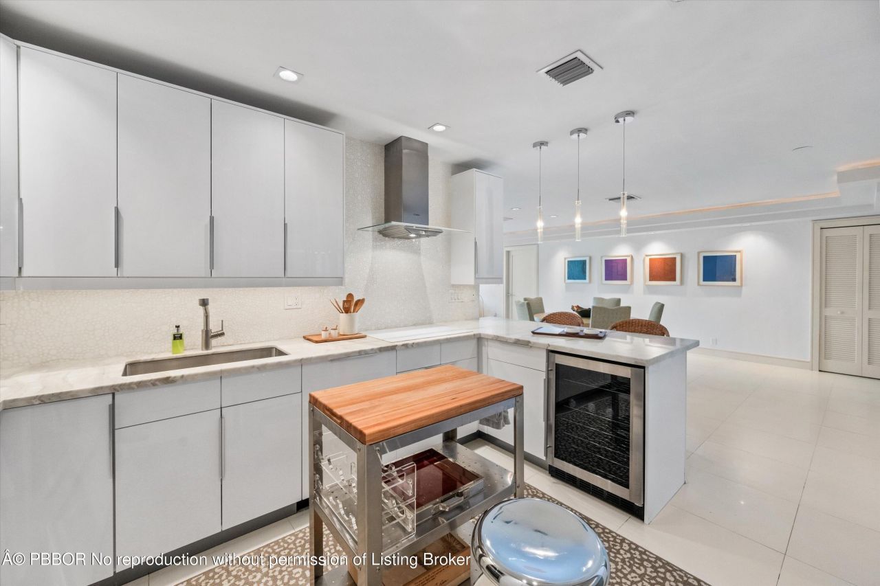 2275 S Ocean Boulevard, Unit 307n & C10, Palm Beach, FL 33480 Photo