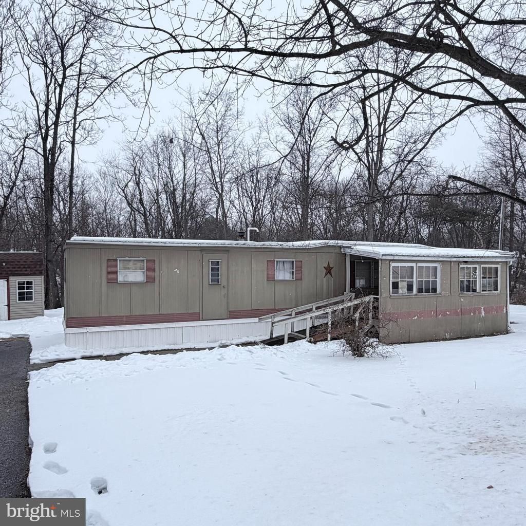 1437 Pleasant View Drive, Chambersburg, PA 17202 Main Photo