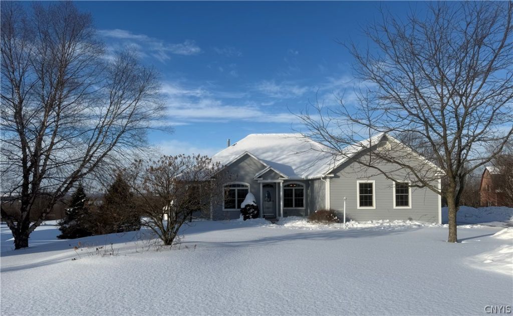 4334 Chilmark St, Marcellus, NY 13108 Main Photo