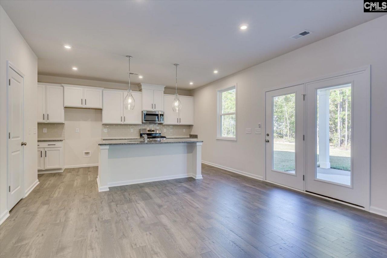 1723 Sweet Meadow Court  Photo 8