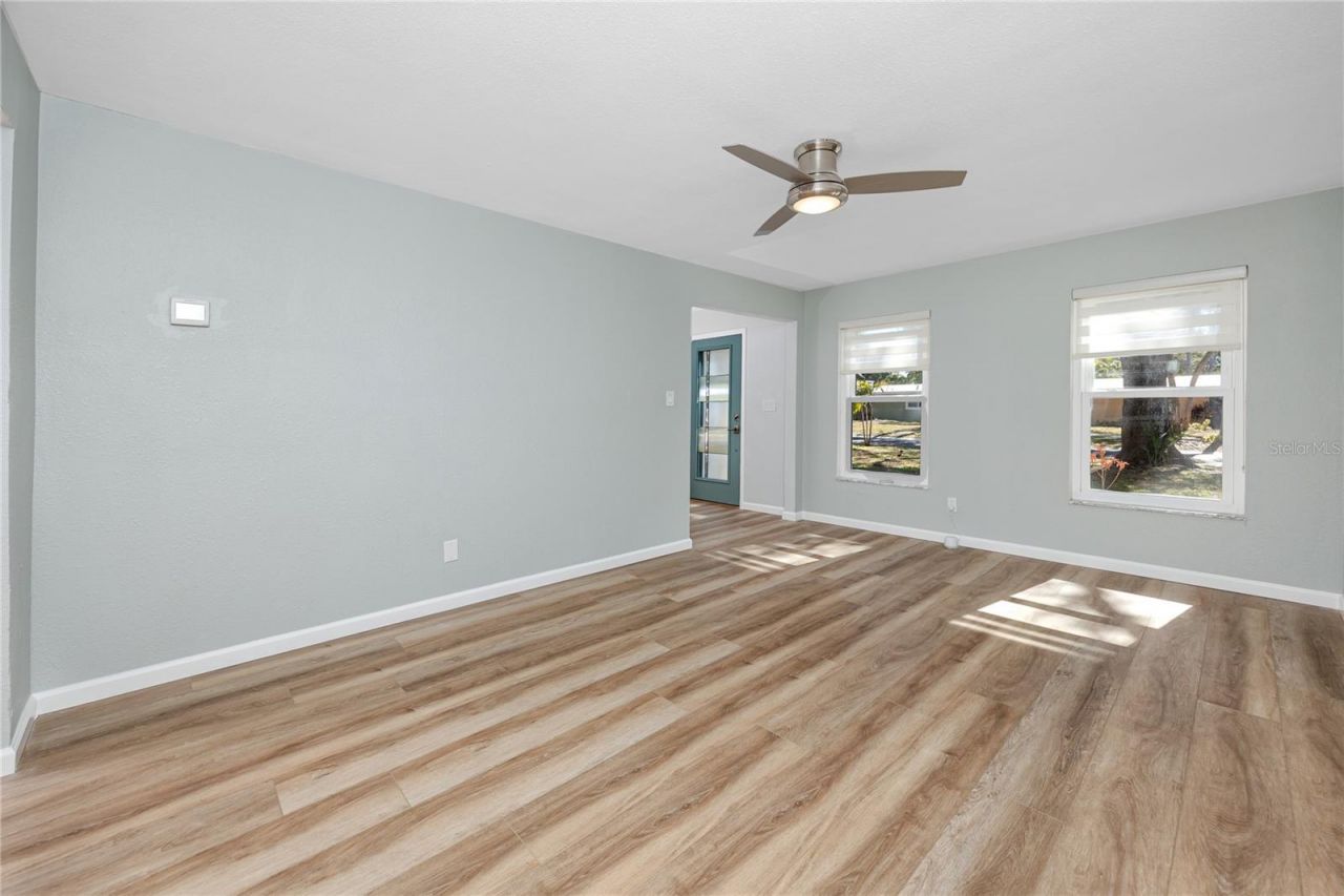 8279 29th Avenue N, Saint Petersburg, FL 33710 Photo