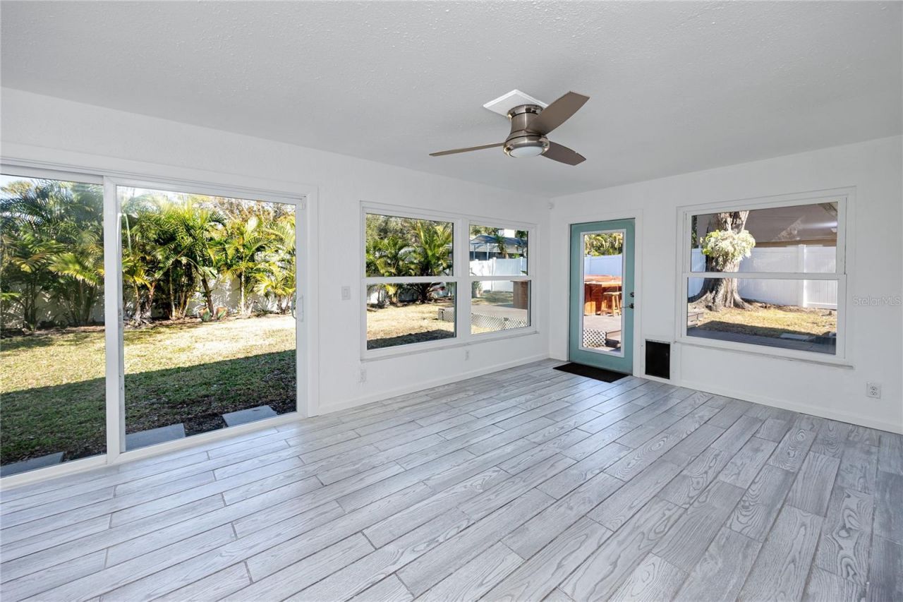 8279 29th Avenue N, Saint Petersburg, FL 33710 Photo