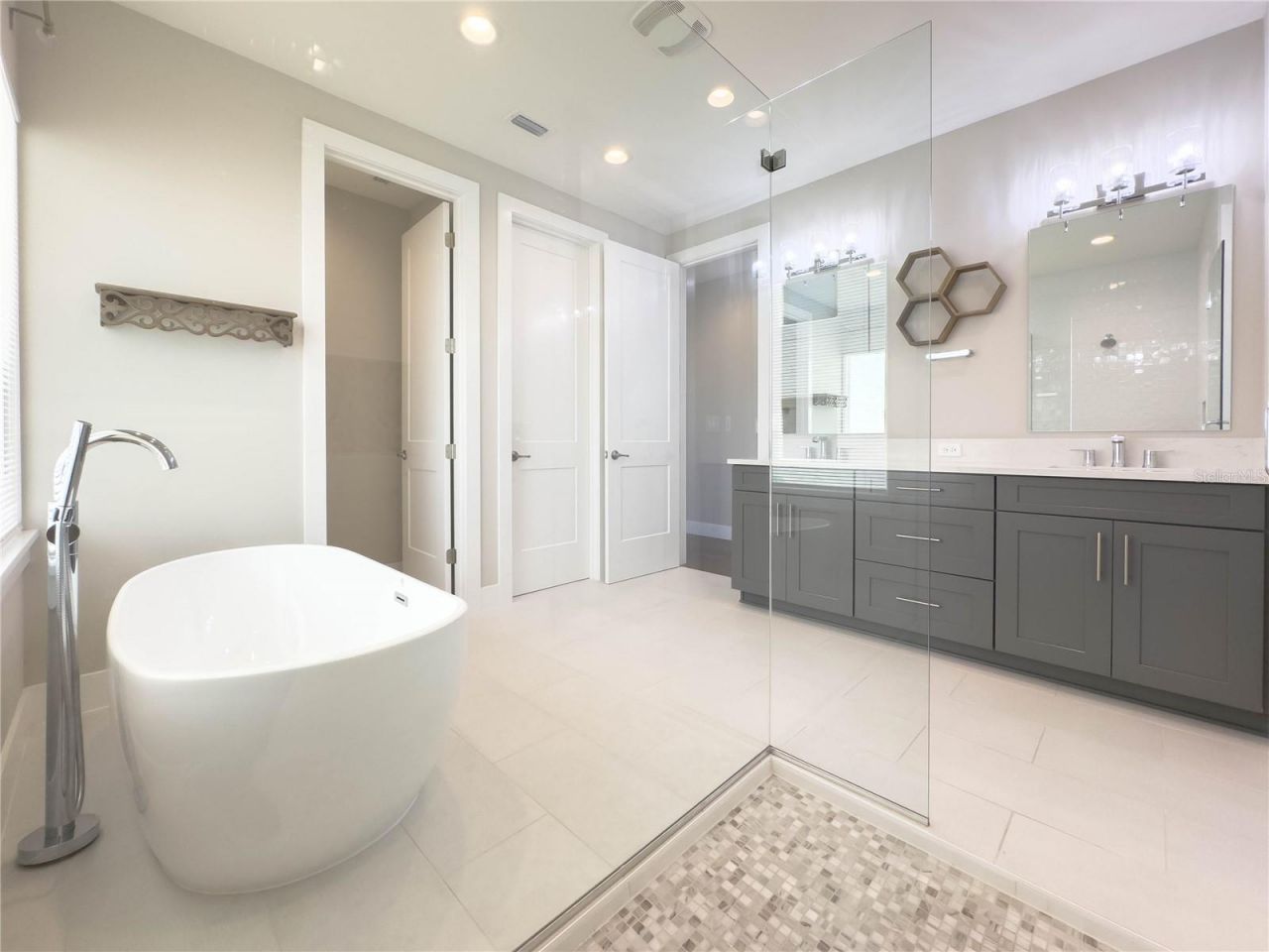 16210 Ravenna Court, Montverde, FL 34756 Photo