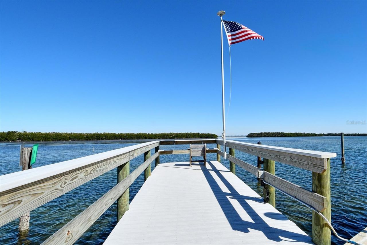 4350 Chatham Drive, Unit 205, Longboat Key, FL 34228 Photo