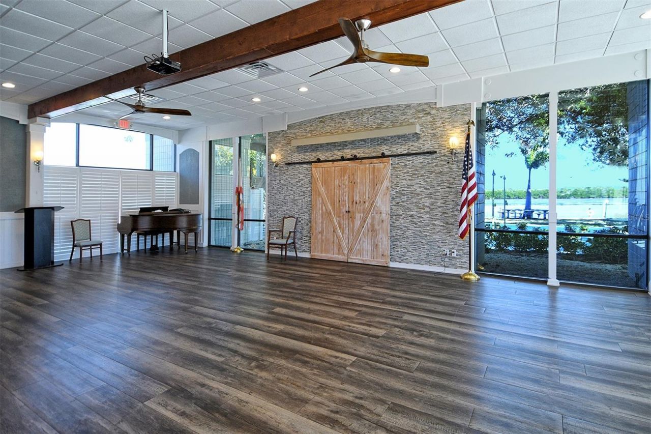 4350 Chatham Drive, Unit 205, Longboat Key, FL 34228 Photo