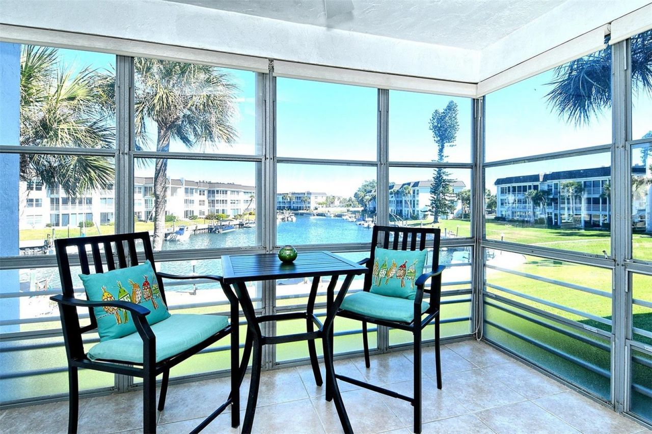 4350 Chatham Drive, Unit 205, Longboat Key, FL 34228 Photo