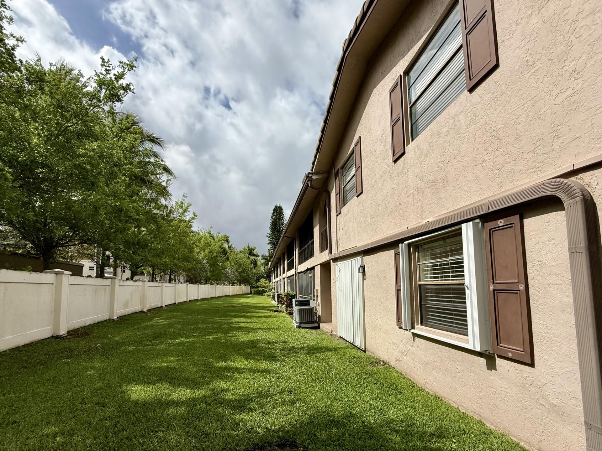 3307 NW 108th Drive, Unit 1, Coral Springs, FL 33065 Photo