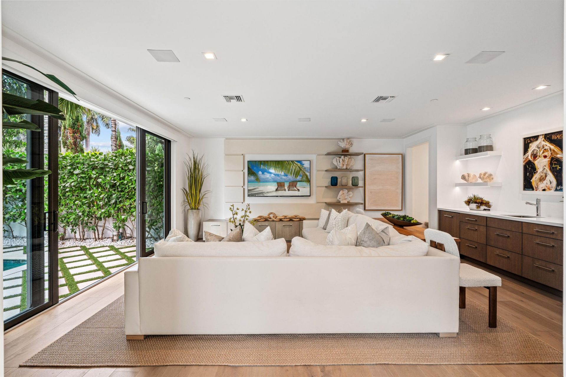 152 Andrews Avenue, Delray Beach, FL 33483 Photo