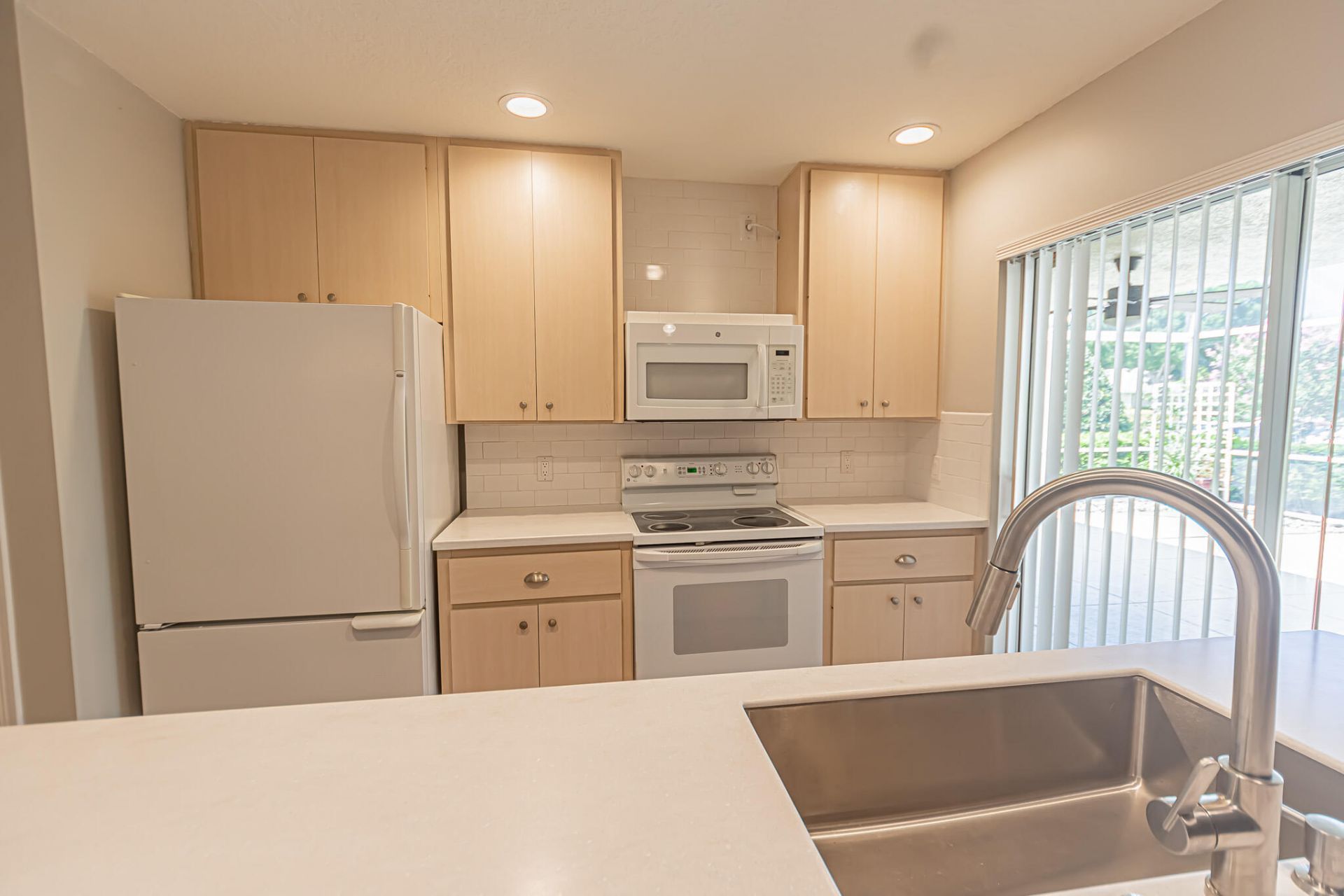 1246 NW Sun Terrace Circle, Unit 14d, Port Saint Lucie, FL 34986 Photo