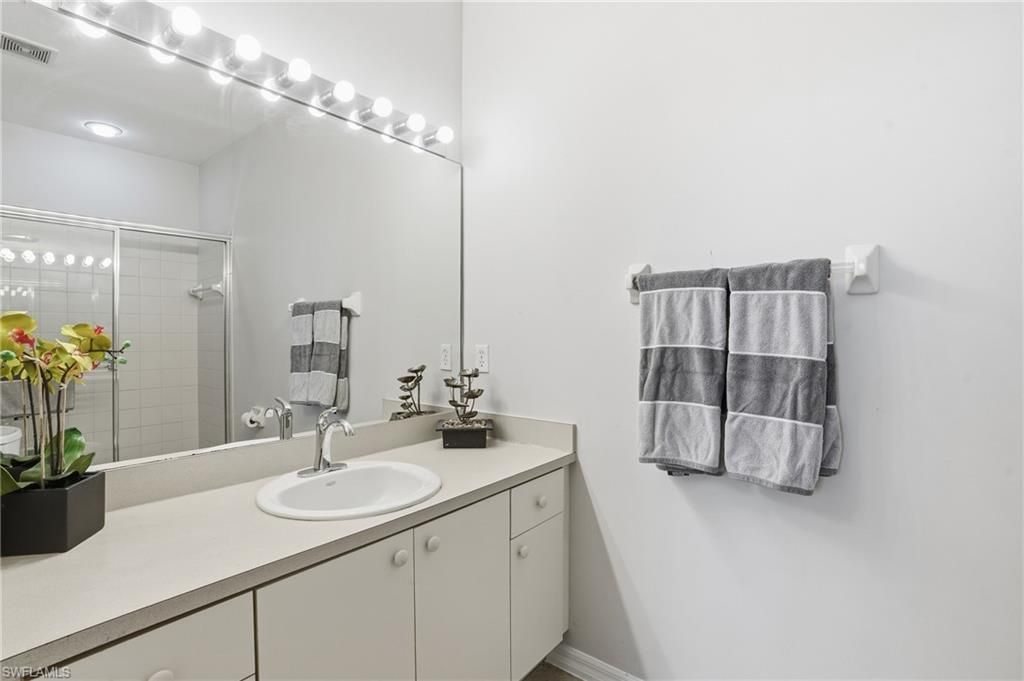 4117 Bellasol Cir, Unit 124, Fort Myers, FL 33916 Photo