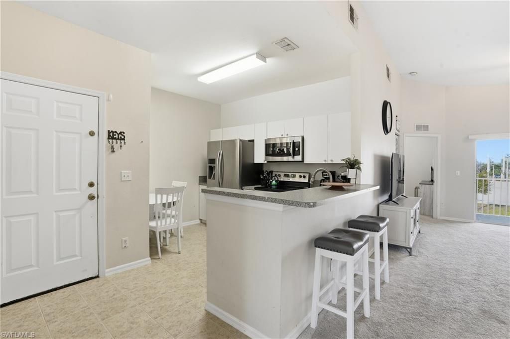 4117 Bellasol Cir, Unit 124, Fort Myers, FL 33916 Photo