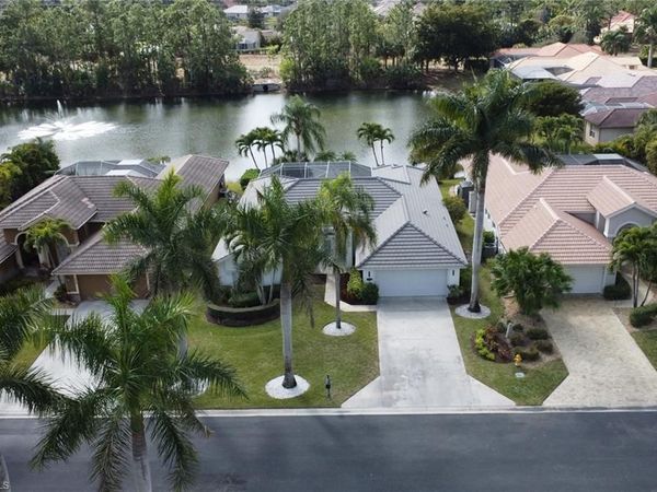 1092 Tivoli DR , NAPLES, FL 34104