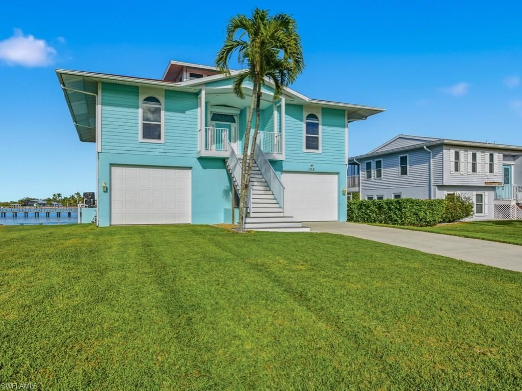 105 Pago Pago Dr W, Naples, FL 34113 Photo