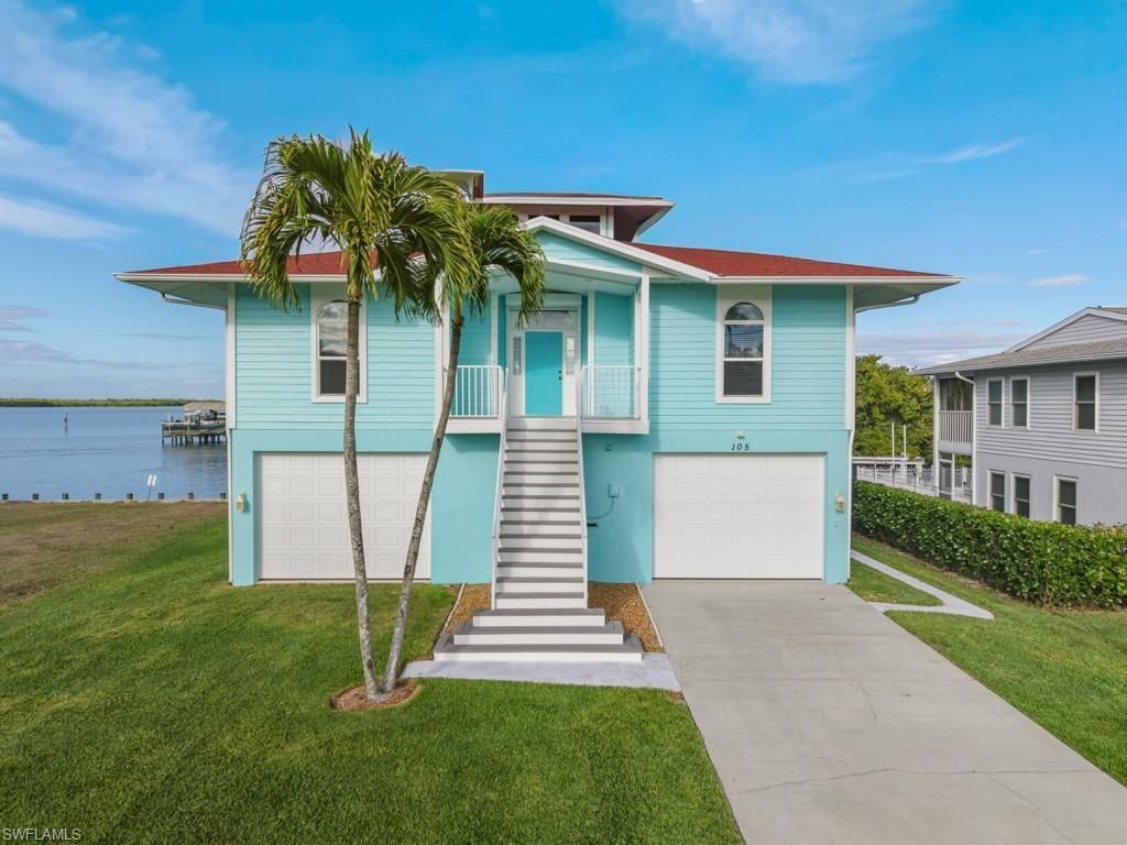 105 Pago Pago Dr W, Naples, FL 34113 Photo