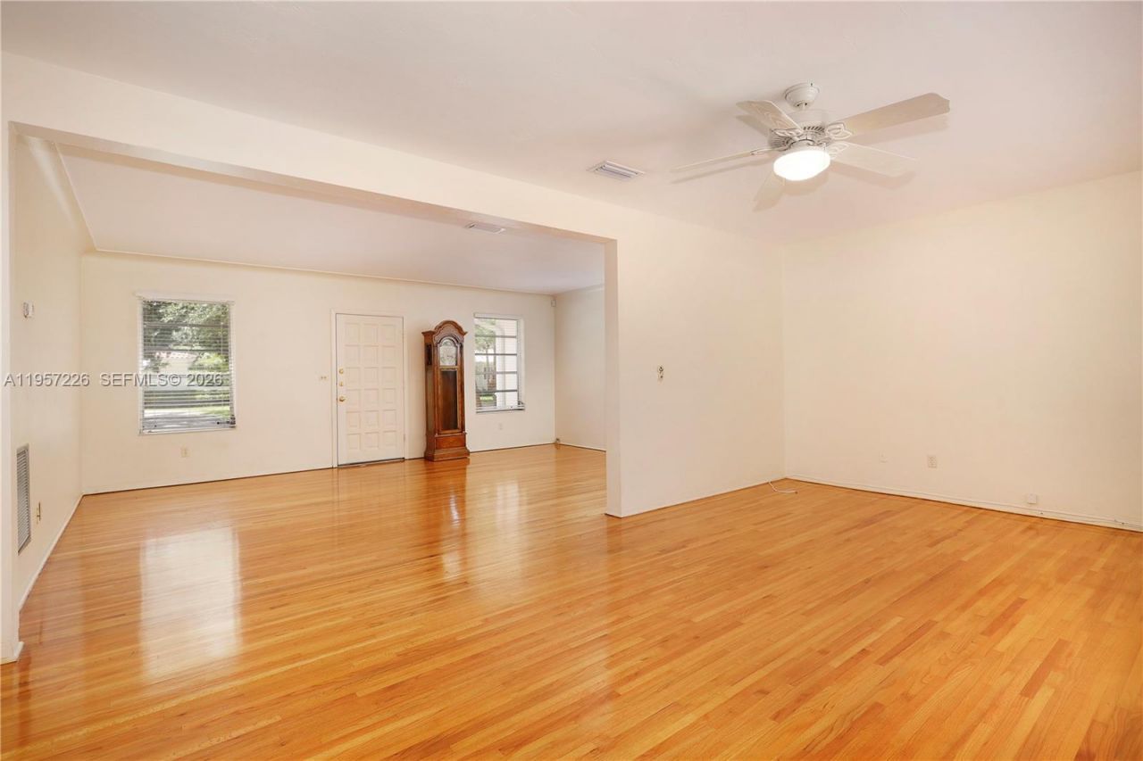 5610 San Vicente St, Coral Gables, FL 33146 Photo