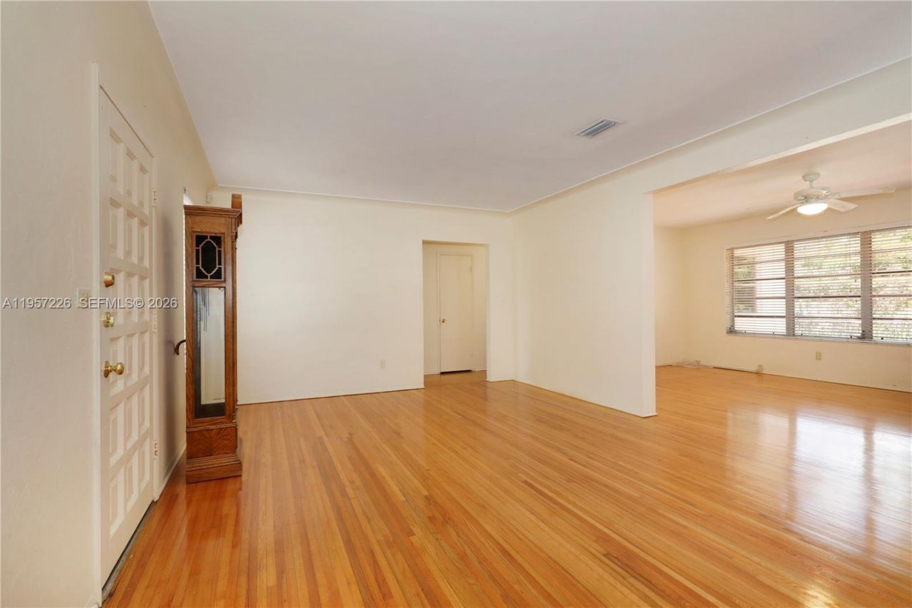 5610 San Vicente St, Coral Gables, FL 33146 Photo