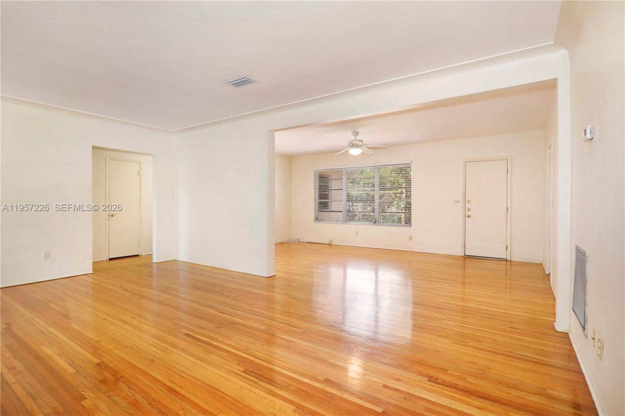 5610 San Vicente St, Coral Gables, FL 33146 Photo