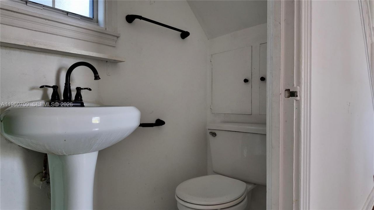 201 Nottingham Blvd, West Palm Beach, FL 33405 Photo