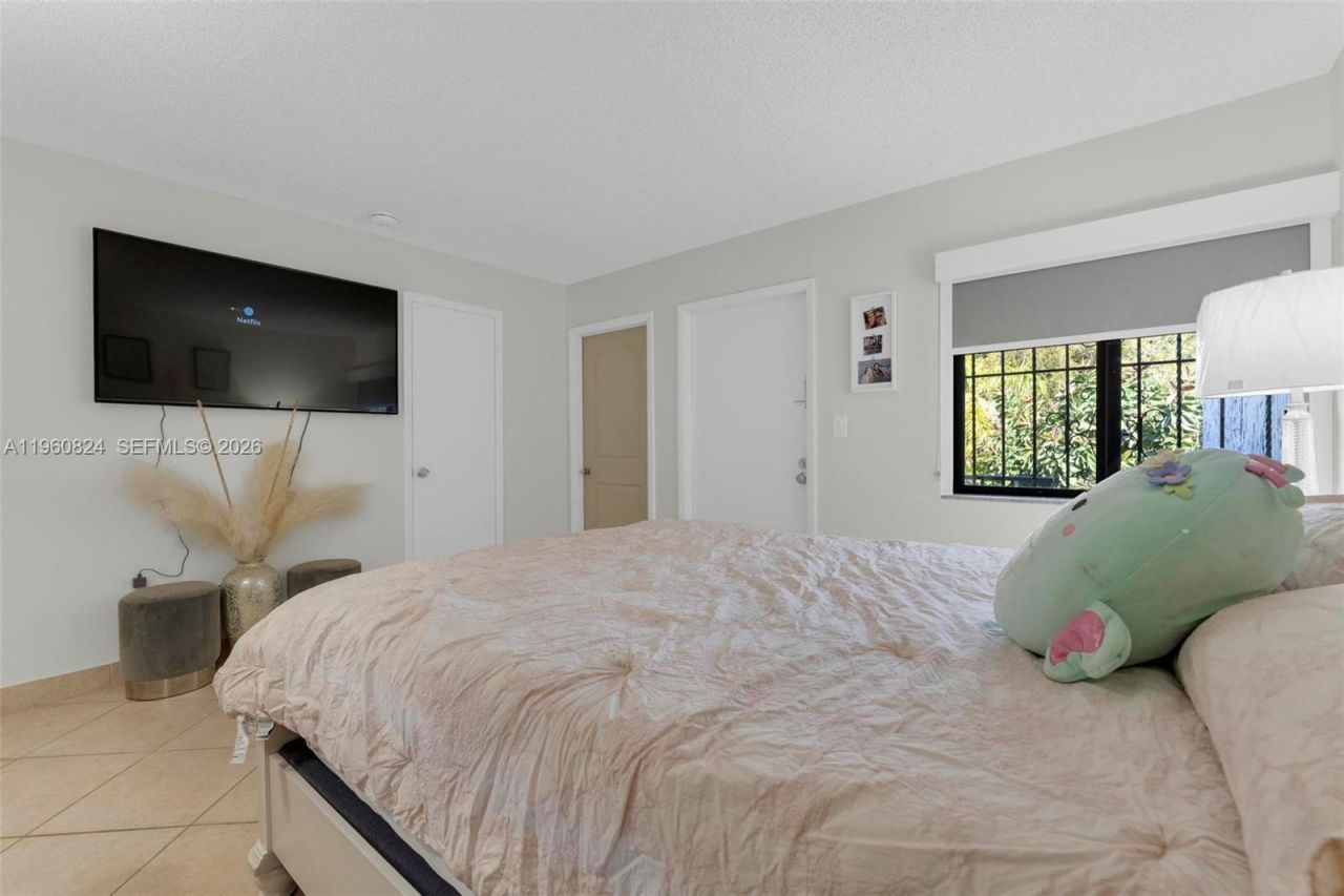 6502 Kendale Lakes Dr, Unit 207, Miami, FL 33183 Photo