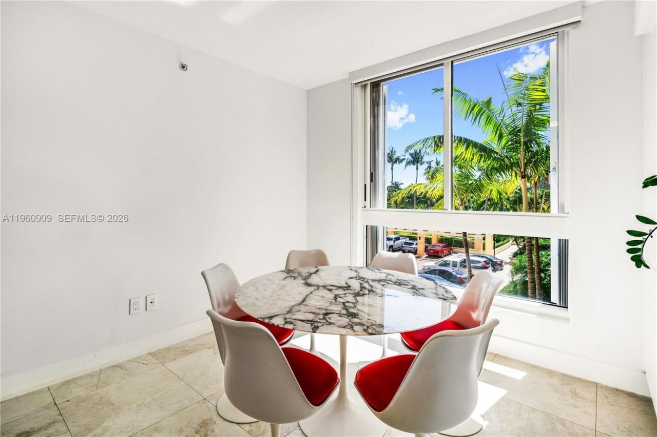 765 Crandon Blvd , Unit 306, Key Biscayne, FL 33149 Photo