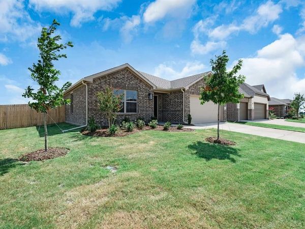 3800 Arrowchop Drive, Caddo Mills, TX 75135