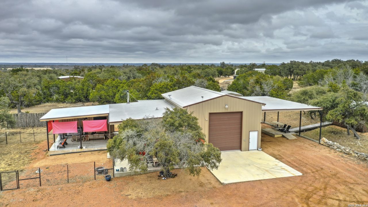 812 Byas Springs Rd, Mountain Home, TX 78058 Main Photo