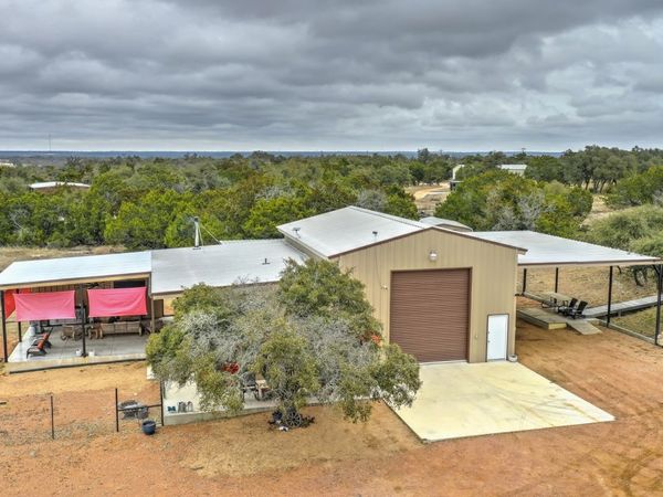 812 Byas Springs Rd, Mountain Home, TX 78058