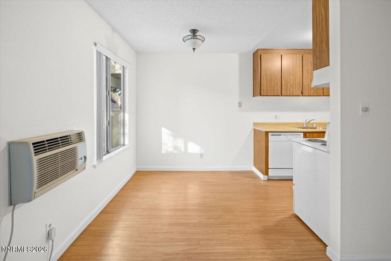 400 S Saliman Road, Unit 25, Carson City, NV 89701 Photo