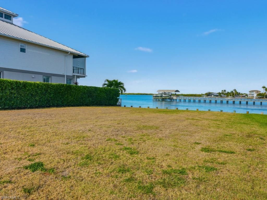 107 Pago Pago Dr W, Naples, FL 34113 Photo