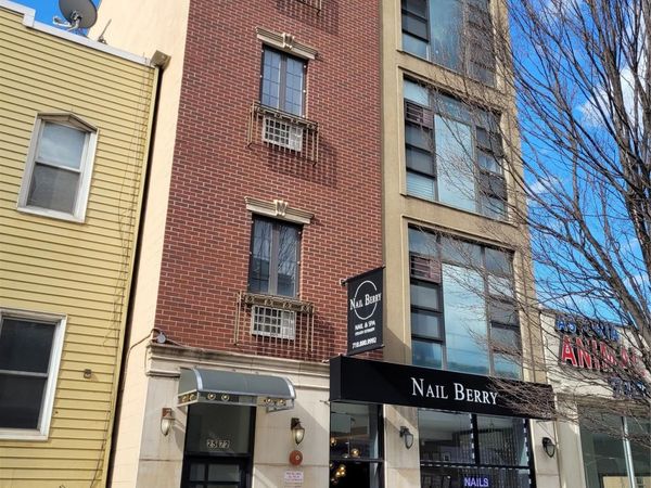 2572 31st Street , Astoria, NY 11102