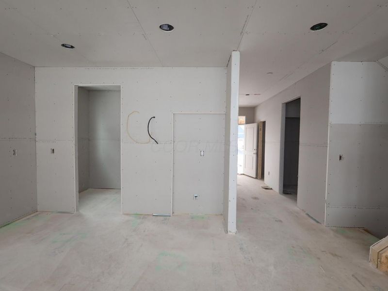 1043 Interchange Drive, Plain City, OH 43064 Photo 8