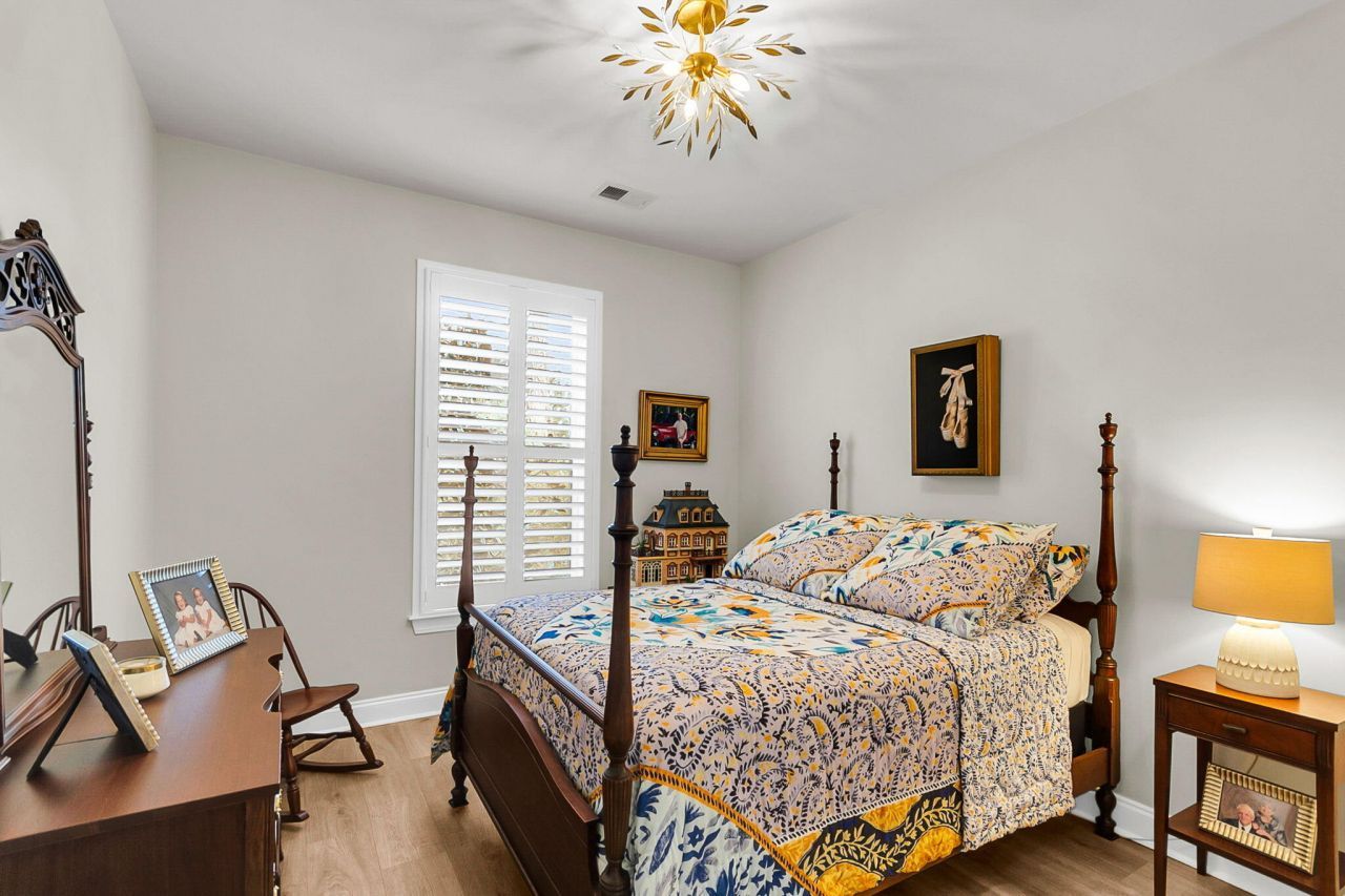 2244 Ashley Crossing Drive Photo 18