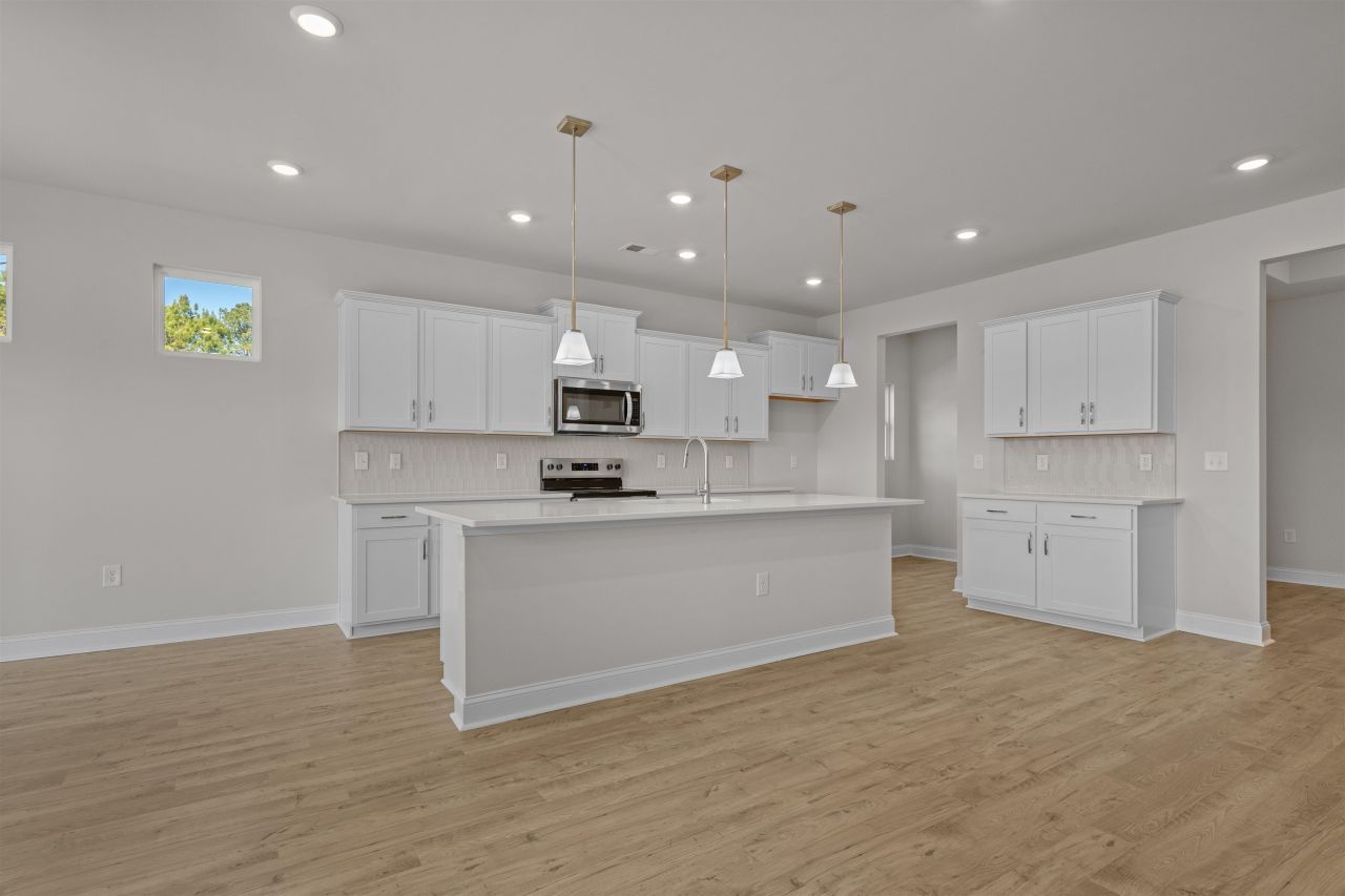 4138 Highway 554 Photo 12