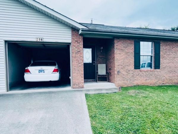 338 Hawthorne Oaks Way, Powell, TN 37849